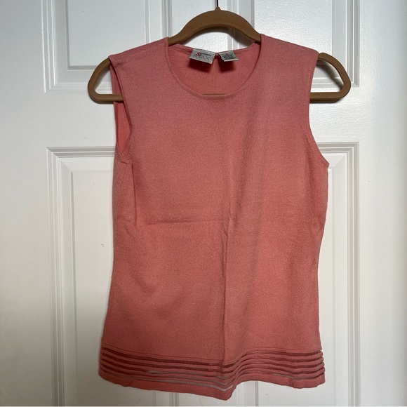 VTG Women’s Cardigan Set Size Small - Picture 4 of 5